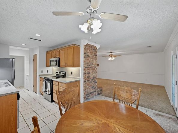 1823  Chestnut Court , Flower Mound Texas 75028