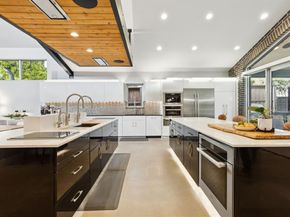 7515  Linwood Avenue , Dallas Texas 75209