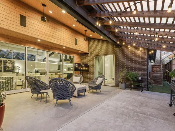 7515  Linwood Avenue , Dallas Texas 75209