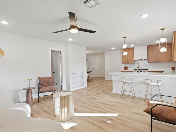 820  Belltower Drive , Irving Texas 75061