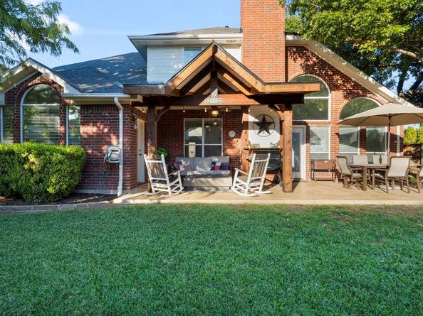 2701  Summerwood Court , McKinney Texas 75072