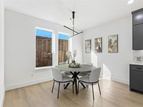 459  Hart Street , Dallas Texas 75203