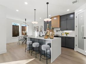 459  Hart Street , Dallas Texas 75203