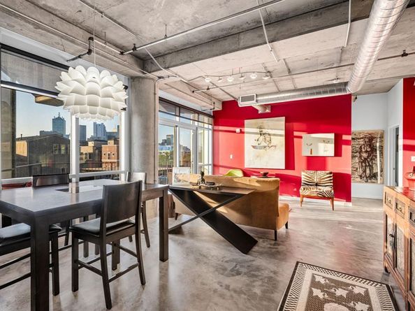 1001  Belleview Street  305, Dallas Texas 75215