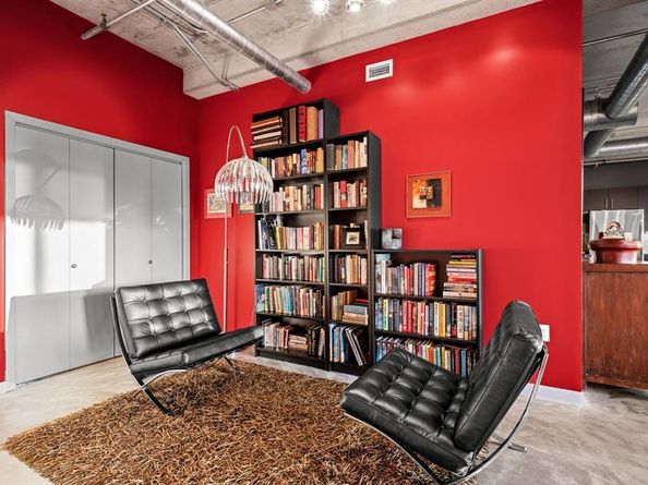 1001  Belleview Street  305, Dallas Texas 75215