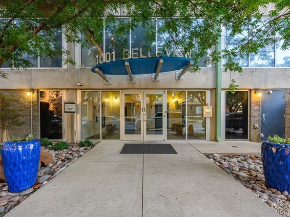 1001  Belleview Street  305, Dallas Texas 75215