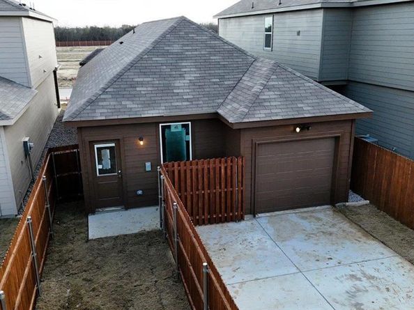 3013  MAPLE ORCHARD Lane , Fort Worth Texas 76140