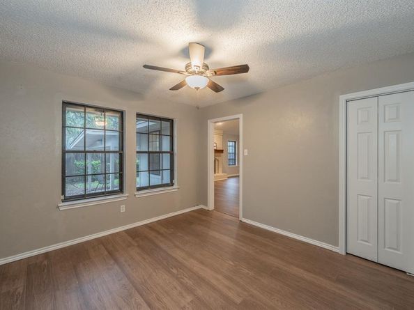 917  Bucknell Drive , Arlington Texas 76012