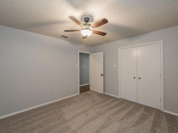 917  Bucknell Drive , Arlington Texas 76012