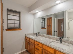 917  Bucknell Drive , Arlington Texas 76012