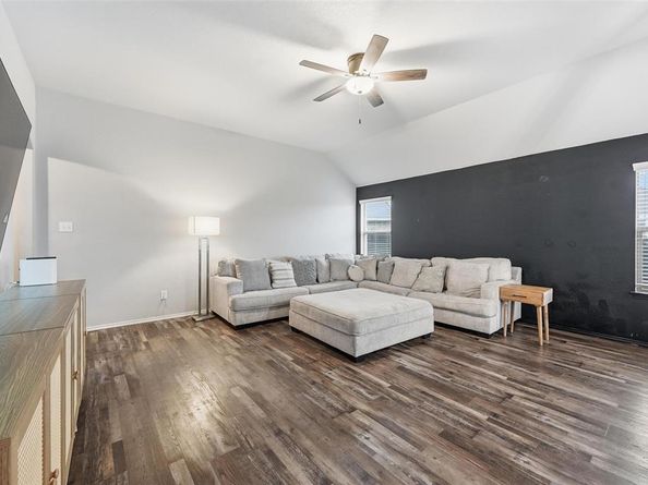 10329  Kingspoint Boulevard , Fort Worth Texas 76140