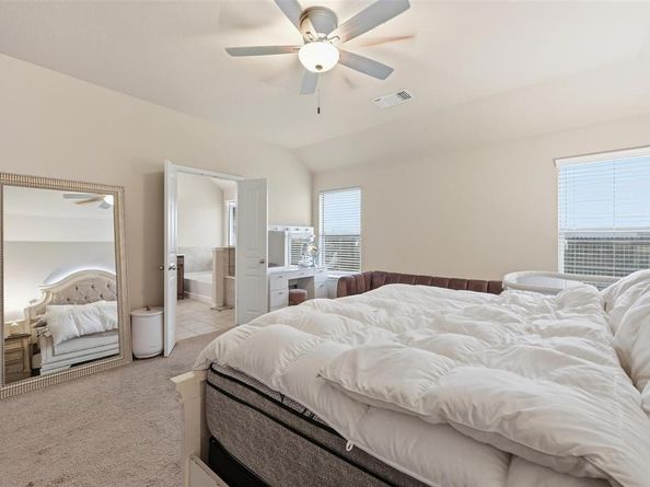 10329  Kingspoint Boulevard , Fort Worth Texas 76140