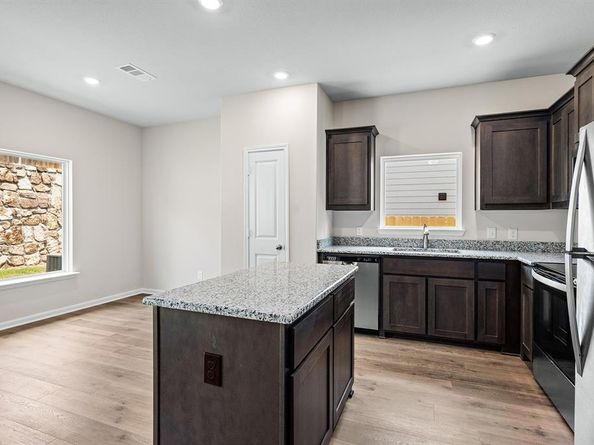 4258  Possumhaw Drive , Dallas Texas 75241