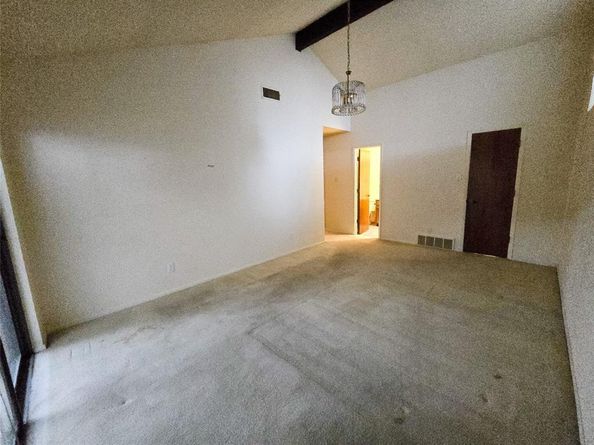 2215  Winter Sunday Way , Arlington Texas 76012