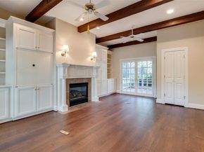 7026  Lakewood Boulevard , Dallas Texas 75214