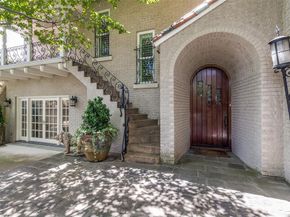 7026  Lakewood Boulevard , Dallas Texas 75214