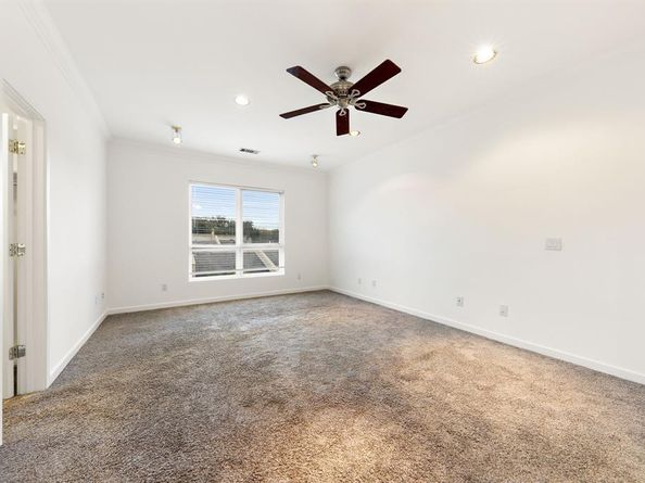 4060  Travis Street  12, Dallas Texas 75204