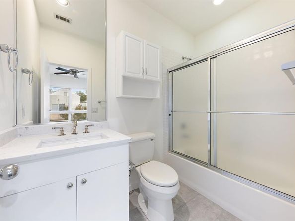 4060  Travis Street  12, Dallas Texas 75204