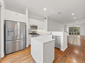 4060  Travis Street  12, Dallas Texas 75204