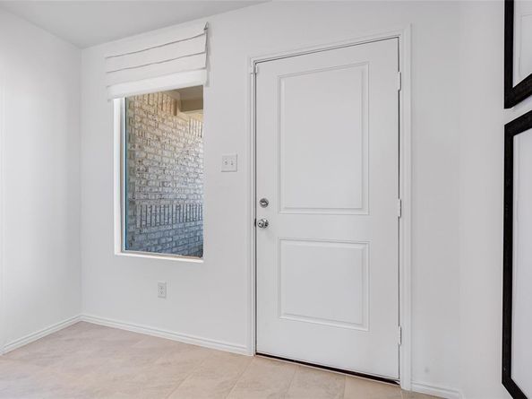 1905  Ventasso Boulevard , Providence Village Texas 76227