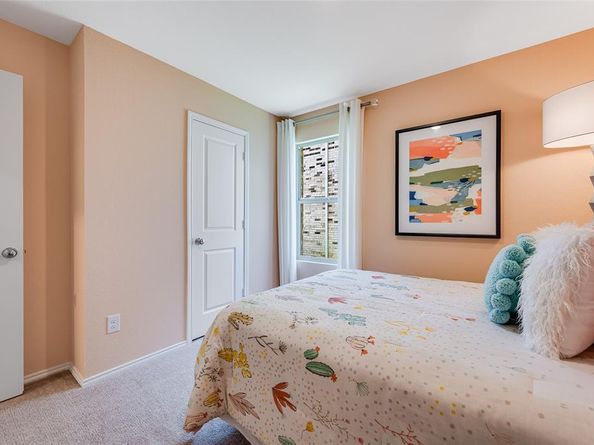 1905  Ventasso Boulevard , Providence Village Texas 76227