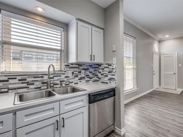 3311  Blackburn Street  202, Dallas Texas 75204