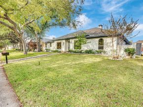 9511  Robin Meadow Drive , Dallas Texas 75243