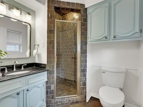 9511  Robin Meadow Drive , Dallas Texas 75243