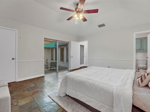 9511  Robin Meadow Drive , Dallas Texas 75243