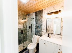 2134  Courtland Circle , Carrollton Texas 75007