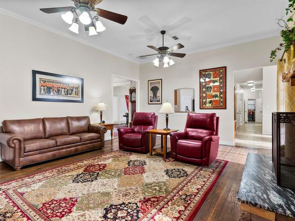 1705  Warwick Crescent Court , Denton Texas 76226