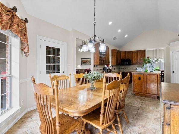 1705  Warwick Crescent Court , Denton Texas 76226