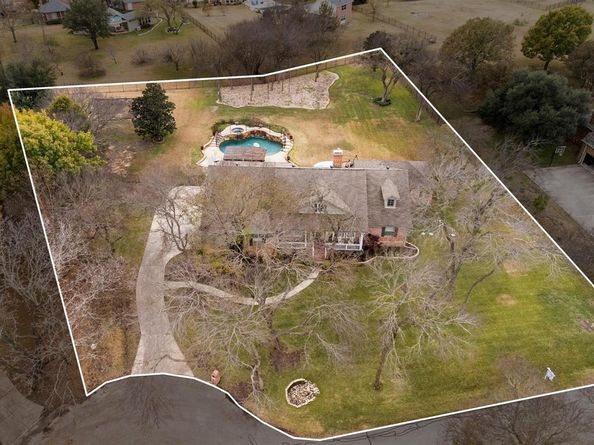 1705  Warwick Crescent Court , Denton Texas 76226