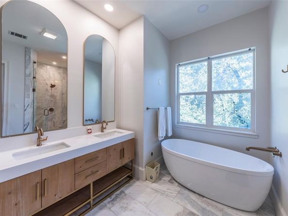 1190  Emerald Sound Boulevard , Oak Point Texas 75068