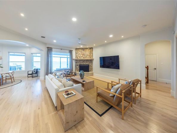 1190  Emerald Sound Boulevard , Oak Point Texas 75068