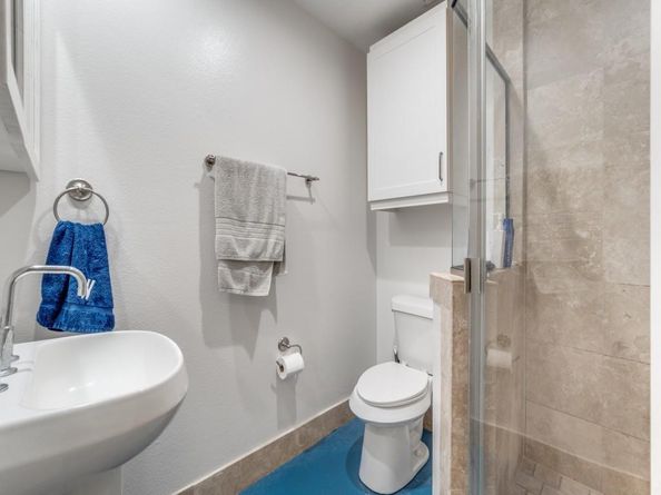 2947  Thomas Avenue , Dallas Texas 75204