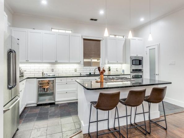 2947  Thomas Avenue , Dallas Texas 75204