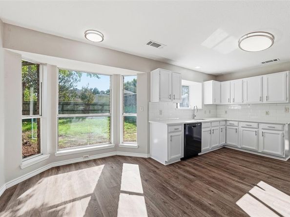 8528  Mystic Trail , Fort Worth Texas 76118