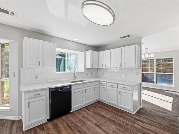 8528  Mystic Trail , Fort Worth Texas 76118