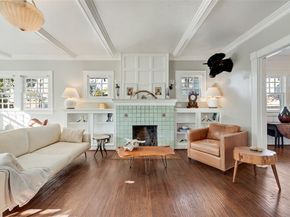 2105  LIPSCOMB Street , Fort Worth Texas 76110