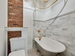 2105  LIPSCOMB Street , Fort Worth Texas 76110