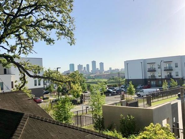 2501  Marshall Avenue , Fort Worth Texas 76111