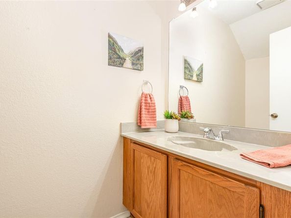 404  Nita Lane , Euless Texas 76040