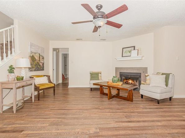 404  Nita Lane , Euless Texas 76040