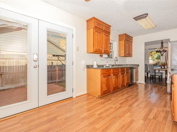 404  Nita Lane , Euless Texas 76040