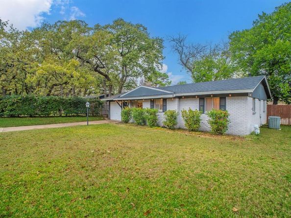 1903  Dogwood Drive , Arlington Texas 76012