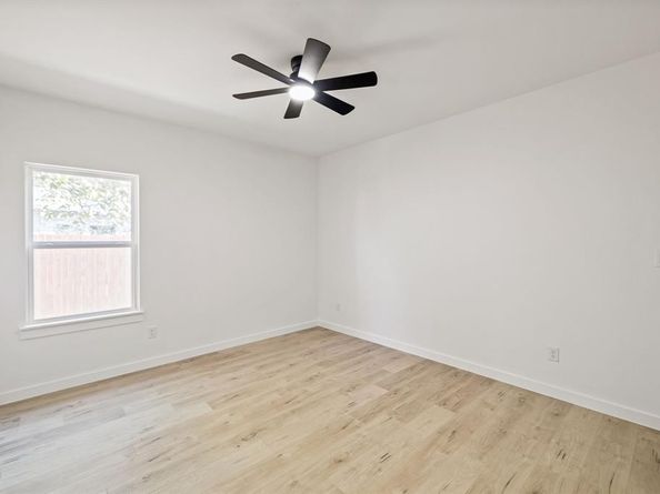 714 W Gross Street , Mesquite Texas 75149