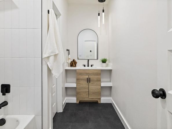 714 W Gross Street , Mesquite Texas 75149