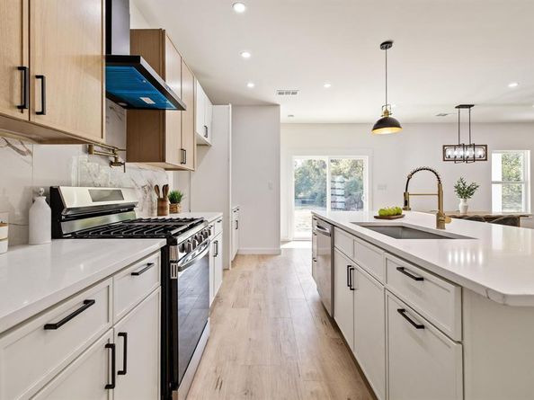 714 W Gross Street , Mesquite Texas 75149