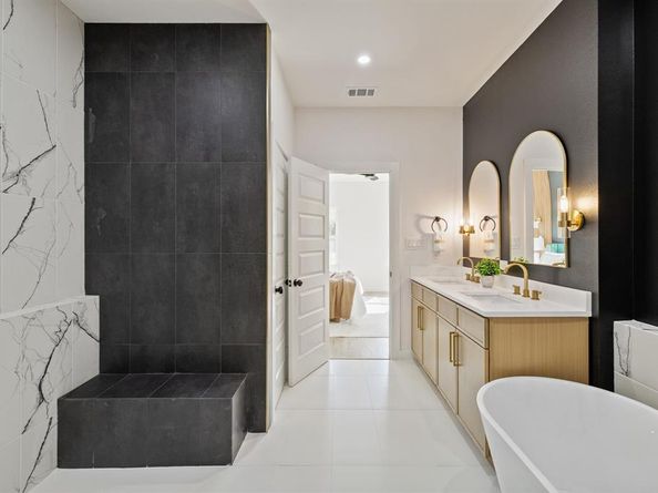 714 W Gross Street , Mesquite Texas 75149